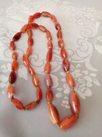 Valentin napra:  Ásvány nyaklánc féldrágakövekből - achát, karneol  - 90 cm hosszú
