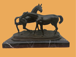 Lovak nehéz bronz szobor