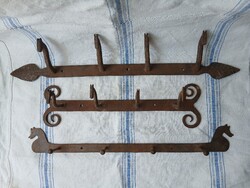 3db régi népi lófejes kovácsoltvas fogas