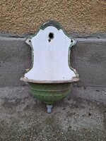 Antik öntöttvas falikút