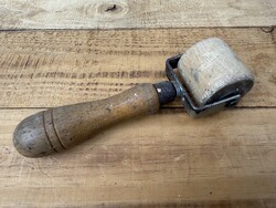 Vintage fa nyomógörgő, festőhenger, tapétázóhenger