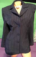 Csinos  női  blézer S/M-es