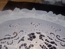 Gyönyörű slingelt párnára való diszhuzat.