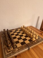Régi kézzel faragott sakk készlet