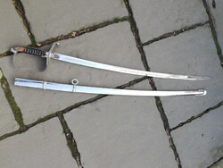 ROZSDÁS KARD MARKOLAT HIBÁS