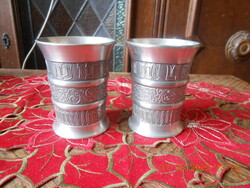 Ón domborműves pohár