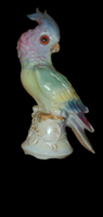 Porcelán papagáj irrizáló színben, lámpatest