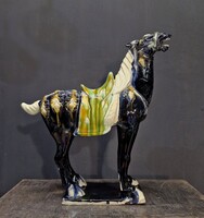 Nagyméretű kerámia tang ló szobor