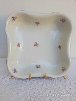 Zsolnay piros szegelyes koretes