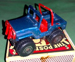 Retro magyar METALL CAR -JEEP -MODELL AUTÓ fém kisautó kitűnő állapotban a képek szerint
