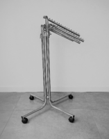 Króm színű fogas, ruha tároló rendszer