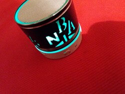 Mára már hasznos modern szerkentyű BLUETOOTH hangszóró mobiltelefonhoz a képek szerint