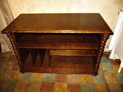 Koloniál komód tv szekrény