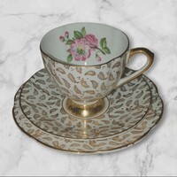 Angol gazdagon aranyozott reggeliző készlet, teás