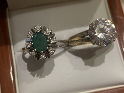 2 arany gyűrű egyben.Smaragd gyémántokkal és cirkónia kőves