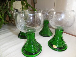 Vintage zöld szárú csiszolt poharak nagyobb méret