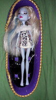 Eredeti MATTEL - MONSTER HIGH BARBIE baba szoba bútor rémes babaágy BABÁVAL 30X12cm a képek szerint