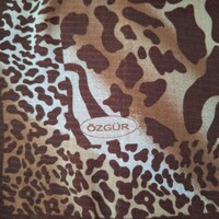 Török Özgür kendő  kézzel horgolt szélü