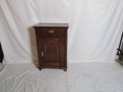 Antik fenyő komód(restaurált)