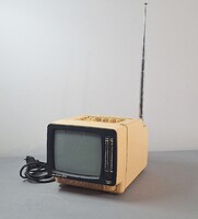 Régi hordozható mini TV működik Tele Star