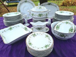 Hollóházi Erika 12 személyes étkészlet