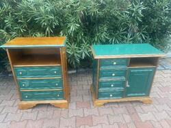 Festett politúrozott szekrény