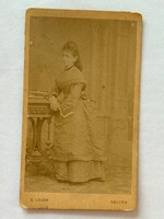 3 db CDV fotó Löger Gusztáv nyitrai műterméből. Ár egyben: 5.000 forint