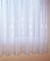 Fehér voile függöny, fehér beszőtt mintával. Készre varrva. 345 cm x 184 cm magas függöny