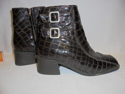 Lakk női bokacsizma - 40-es méret