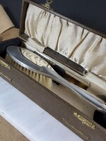 Gyönyörű állapotú 925-ös ezüst Eredeti dobozos Barker Brothers pipere szett ( fésű, ruha seprű)﻿﻿