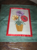 Gyönyörű hímzett virág betétes díszpárna huzat