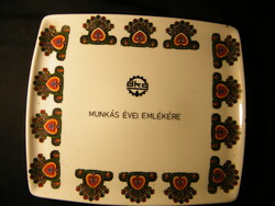 DKG munkás évei emlékére hollóházi falitányér