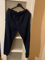 Fekete " mackó" nadrág. L-es méret. Új állapotban. Hossza: 100 cm Zsebes.