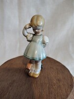 Herendi porcelán Kislány
