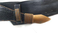 Retro,vintage designer fekete nagy réz csatos női bőr őv, állítható méret