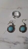 Ezüstözött türkíz ásványi köves fülbevaló szett