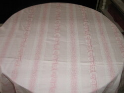 Csodaszép rózsaszín damaszt paplanhuzat kreatív célra is