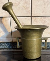 Hatos méretű füles rézmozsár