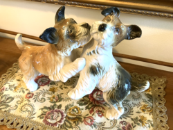 KARL ENS PORCELÁN FOXTERRIER PÁR, SZOBOR