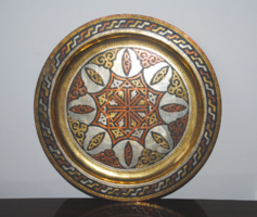 VINTAGE MAROKKÓI KÉZMŰVES HÁROM FÉM: VÖRÖSRÉZ, SÁRGARÉZ, ÓN, VÉSETT, TRÉBELT FALITÁL, TÁNYÉR