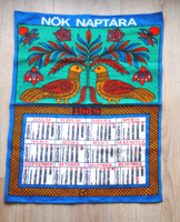 RETRO 1969-ES KONYHARUHA, NŐK NAPTÁRA FALINAPTÁR