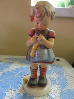 RITKA, Hummel-Goebel, NAGY MÉRETŰ  figura A STICH IN TIME /még egy utolsó öltés