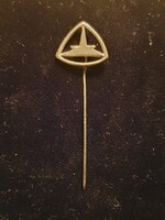 Azonosítatlan jelvény