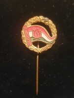 Előre úttörő jelvény