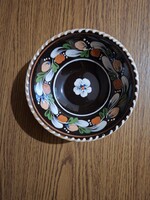 Sárospataki kerámia virág mintás falitál. 18,5 cm. Jelzett.