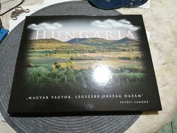 Hungária Érmegyüjtő mappa két aranyozott érme Certifikációval,egyben vagy darabonként