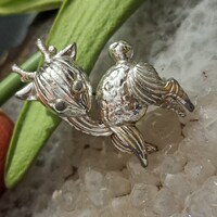 Ezüstözött Cirkon bross 3 cm-es