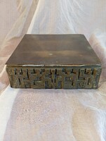 Jelzett Móga retró iparművészeti bronz doboz SÉRÜLT