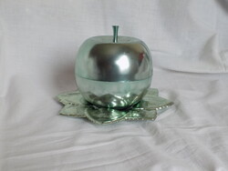 Retro alma formájú pálinkás, likőrös készlet.