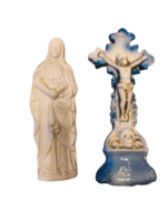 Porcelán kereszt és Mària szobor
